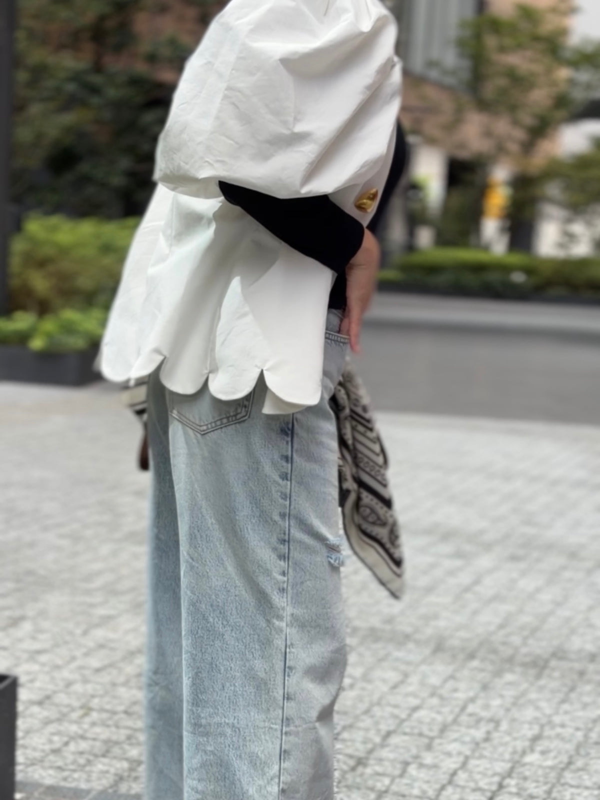 [予約] scallop volume sleeve jacket / off white (11月下旬発送予定)