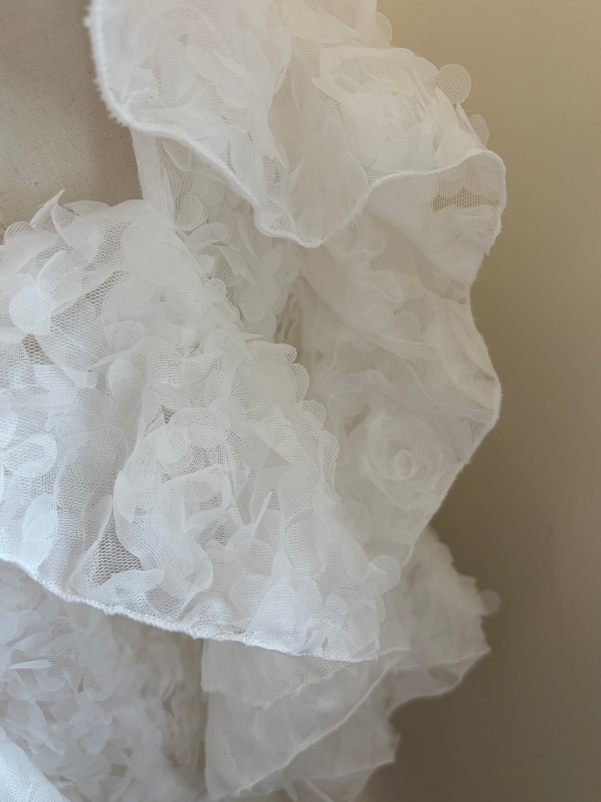 [予約] tulle gilet top / off white (11月下旬発送予定)