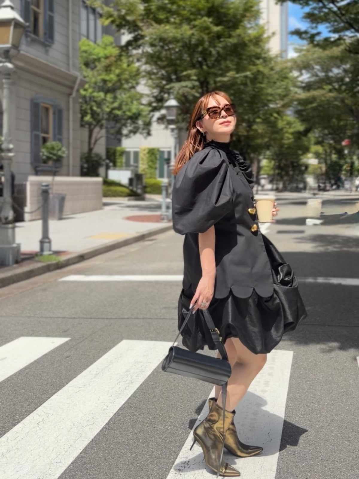 [予約] scallop volume sleeve jacket / black (11月下旬発送予定)
