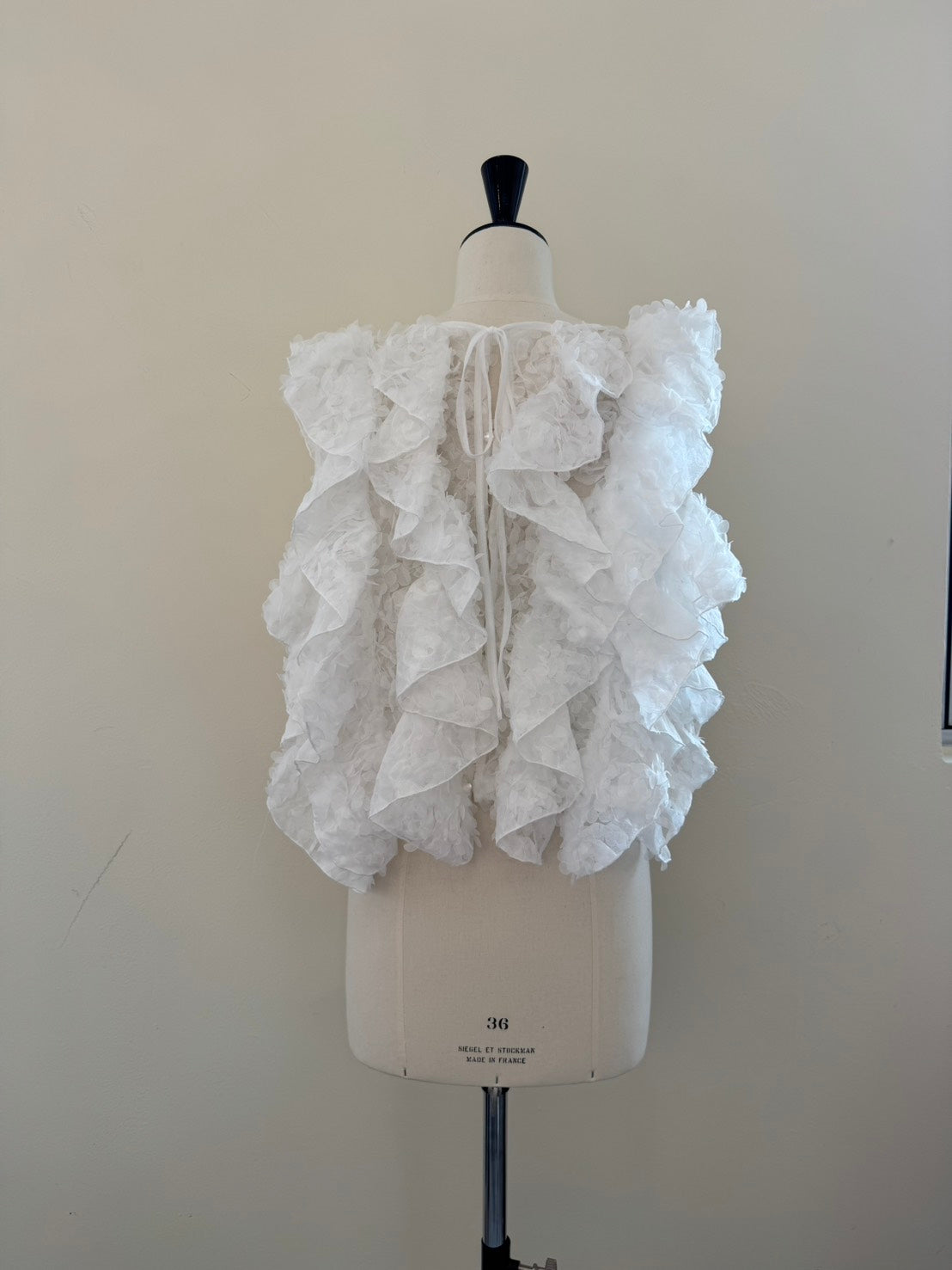 [予約] tulle gilet top / off white (11月下旬発送予定)
